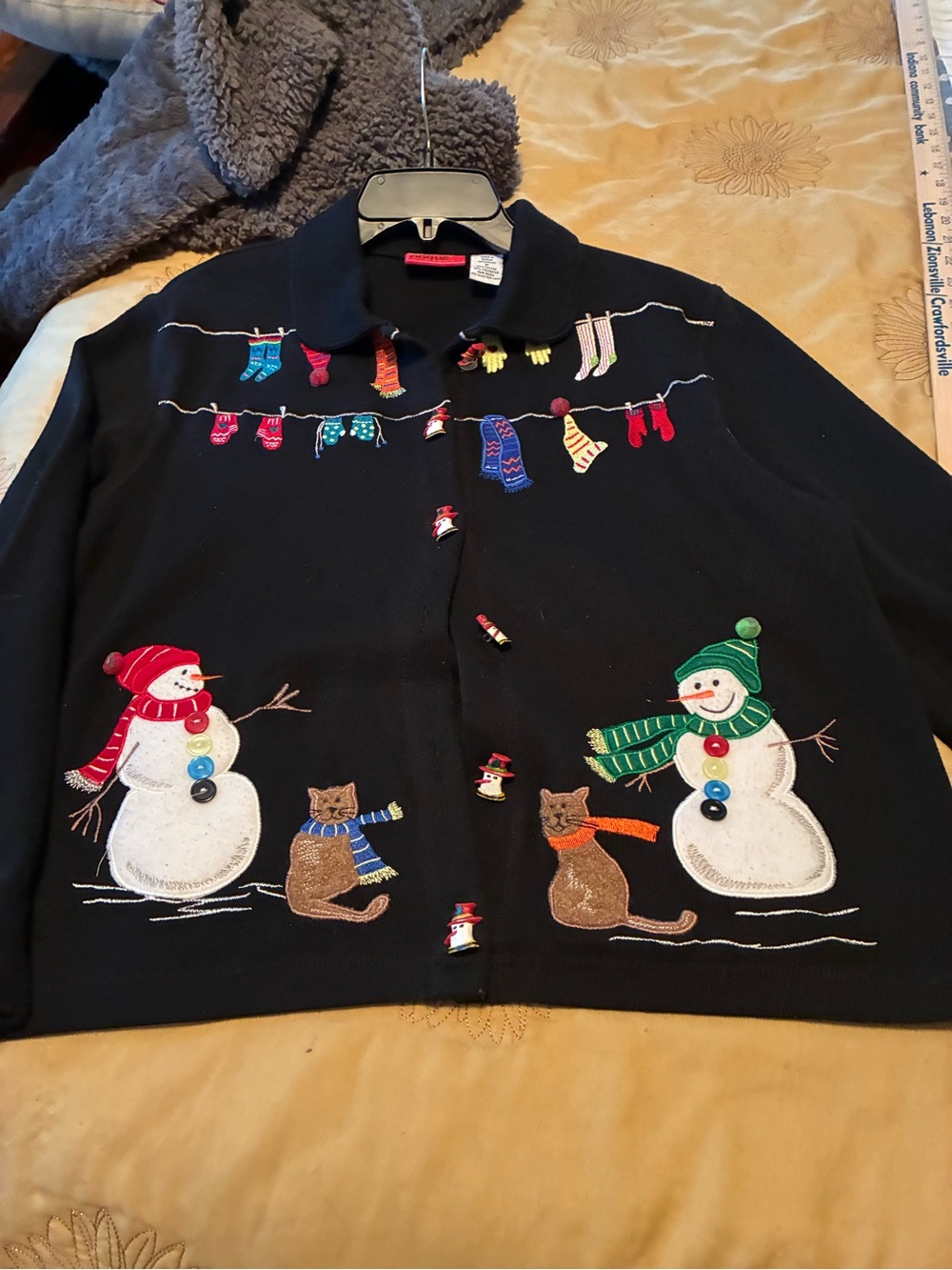 Onque Casuals Black Holiday Snowman & Cats Embroidered Cardigan